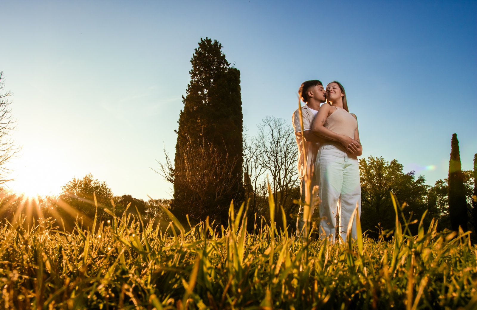 Agos y Alexis · Book de novios · Parque Villarino, Zavalla · fotografía 5
