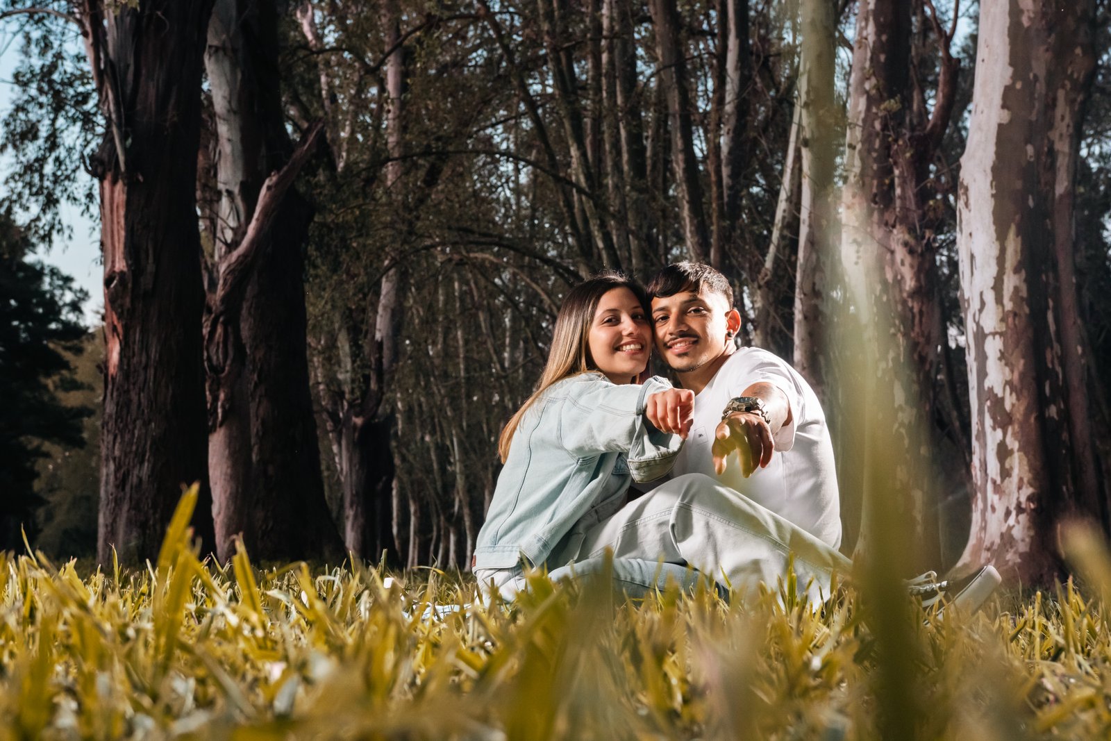 Agos y Alexis · Book de novios · Parque Villarino, Zavalla · fotografía 10