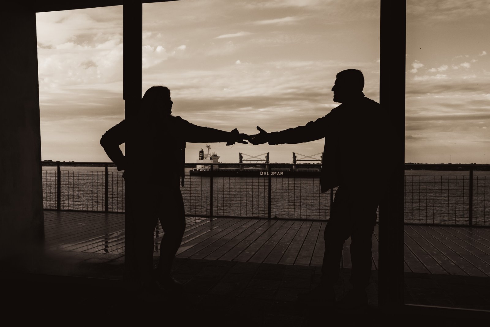 Aldana y Facundo en su book de novios en Puerto Norte
