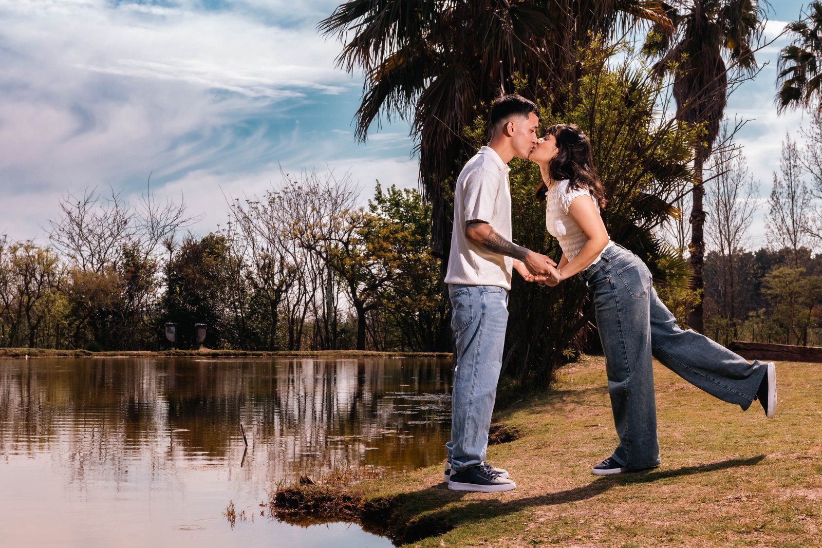 Ludmila y Lucas · Book de novios · Bosque de los Constituyentes, Rosario · fotografía 6