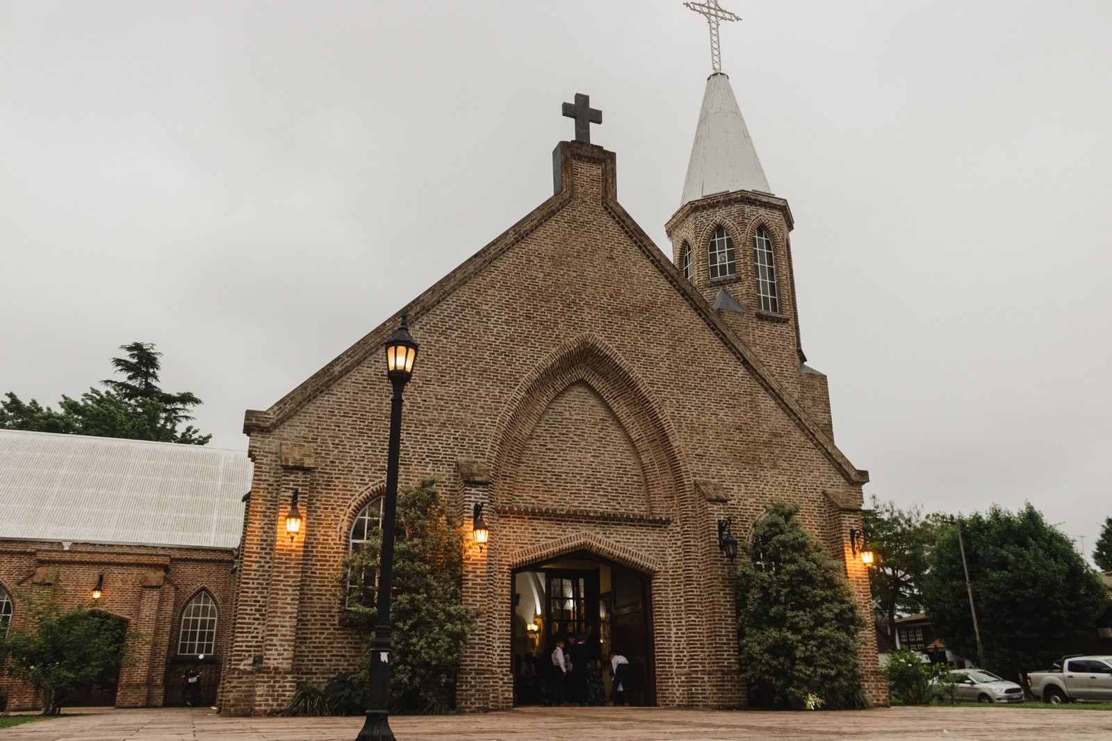 Clara y Javier · Iglesia Cristo Rey · Fotografía 2