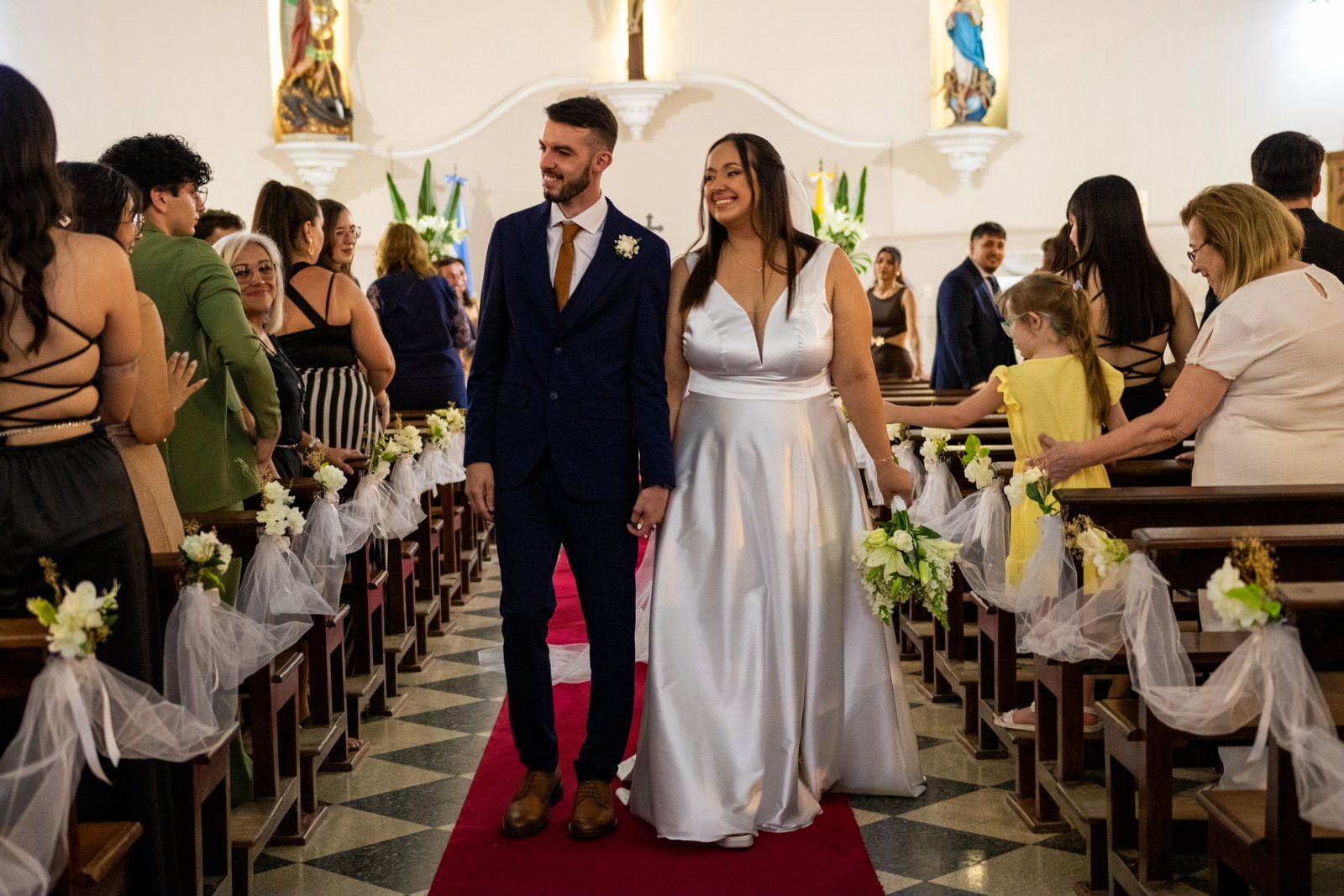 Lauti y Lau · Parroquia San Miguel Arcángel